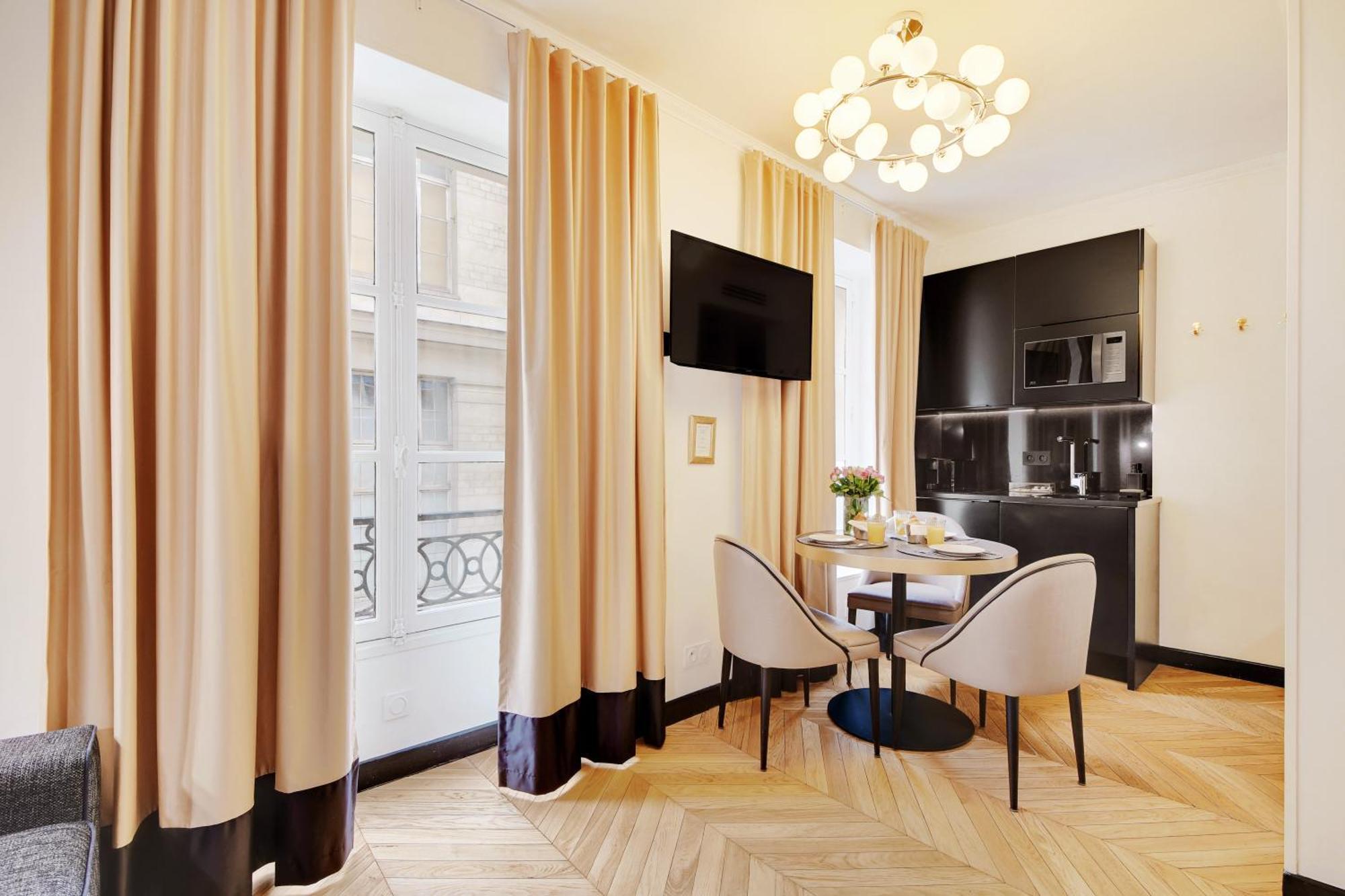 Odeon - Notre Dame Paris Climatise-Wifi Apartment ภายนอก รูปภาพ