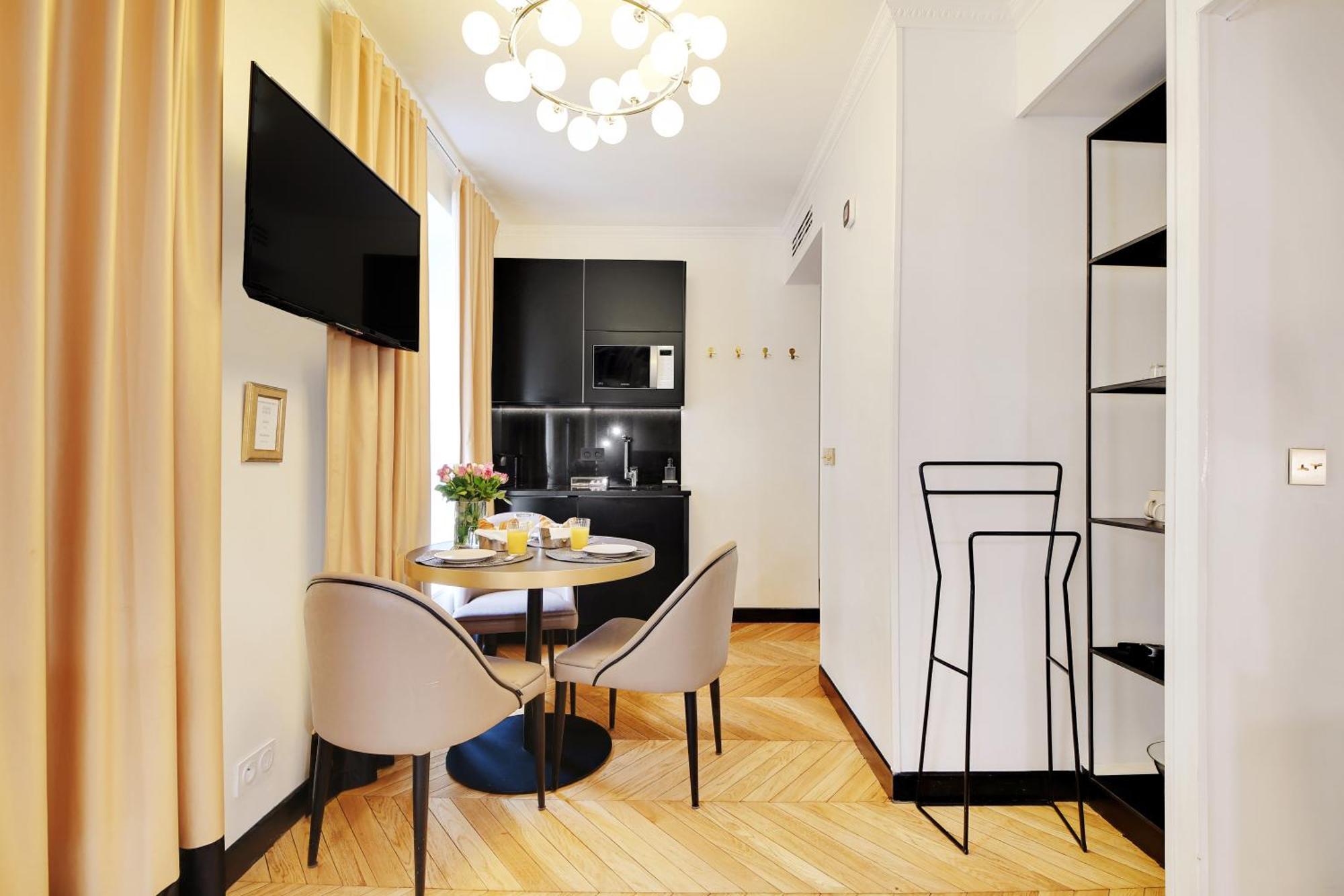 Odeon - Notre Dame Paris Climatise-Wifi Apartment ภายนอก รูปภาพ