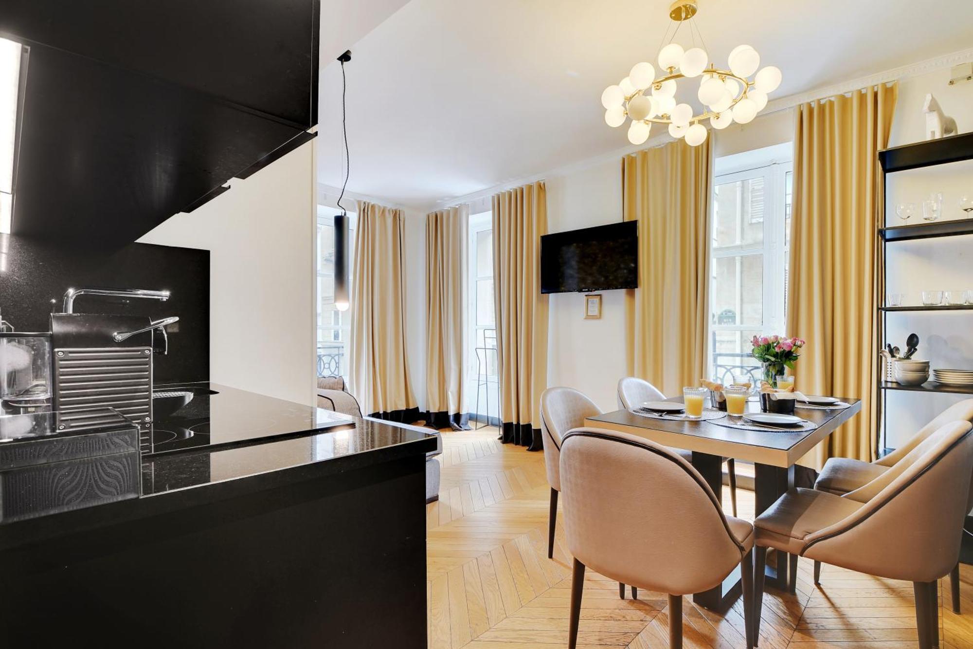 Odeon - Notre Dame Paris Climatise-Wifi Apartment ภายนอก รูปภาพ